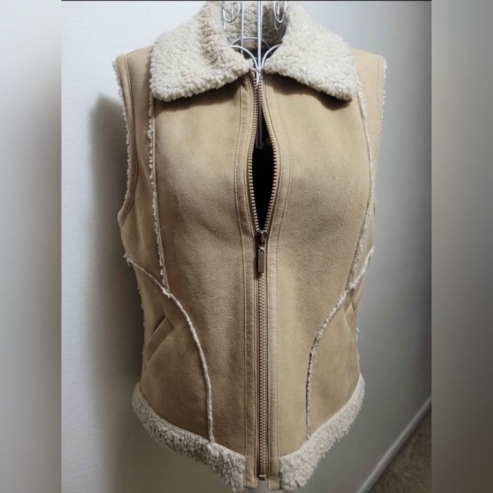 Womans Jacket/Winter Vest